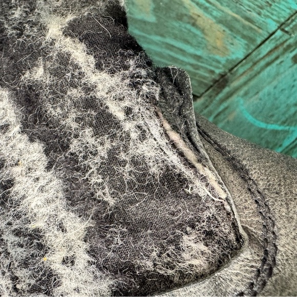 Bunker Grey Distressed Side Zip Mixed Media Steampunk Ankle Boots Size 6.5 - Picture 4 of 15